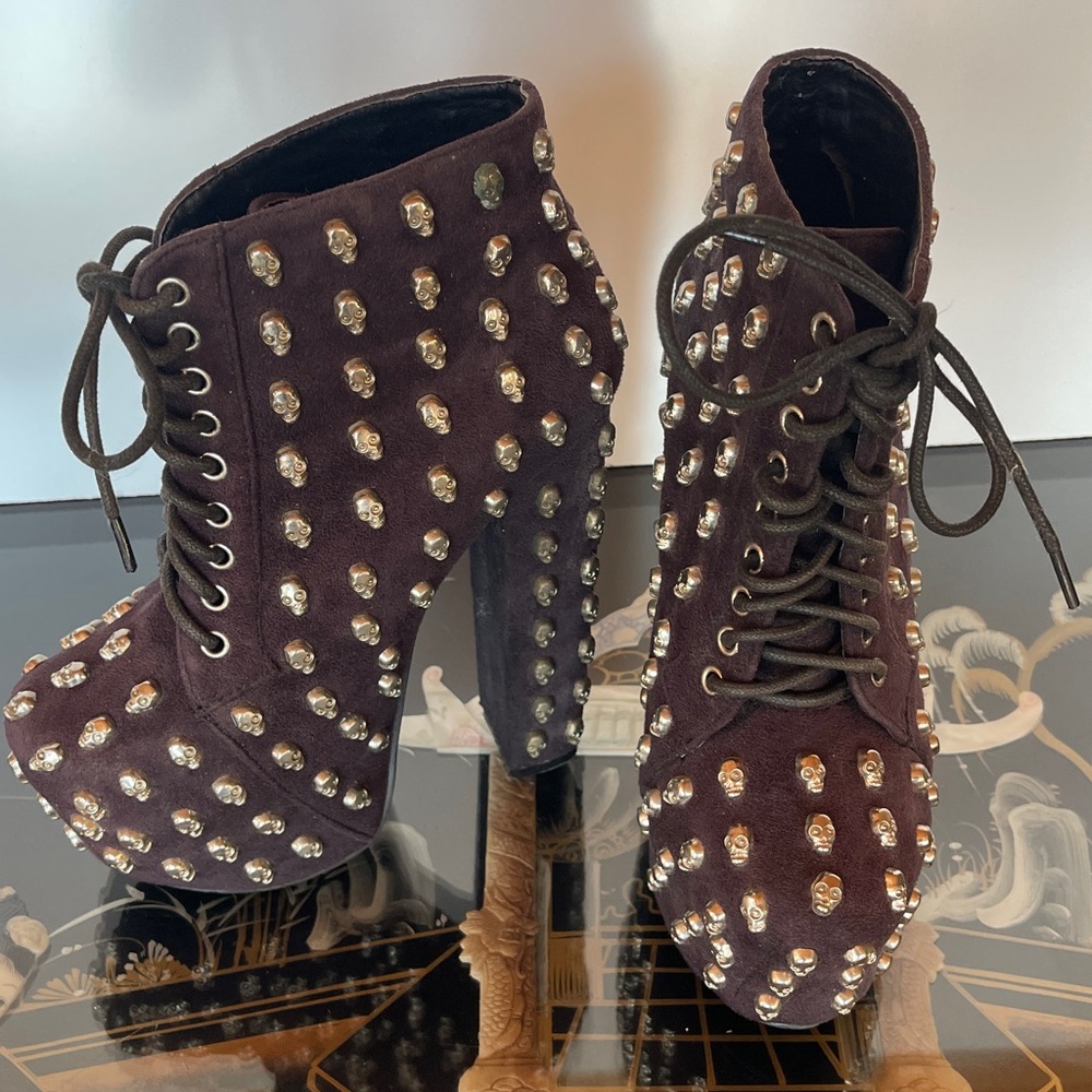 Traffic Skull Studded Lita Platform Boots 6.5